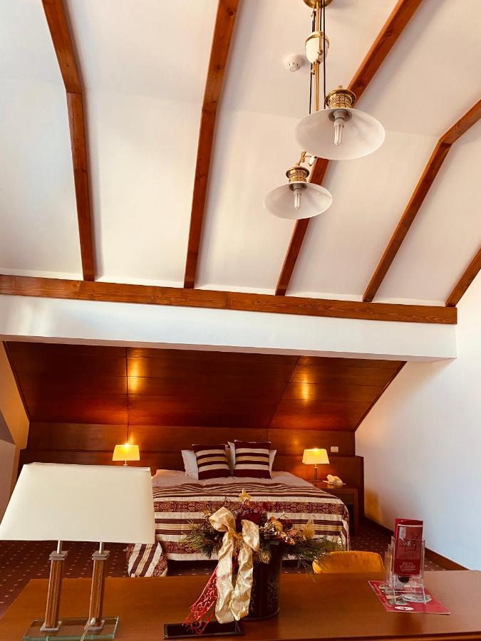 Casa Jasmine Hotel Brasov Exterior photo