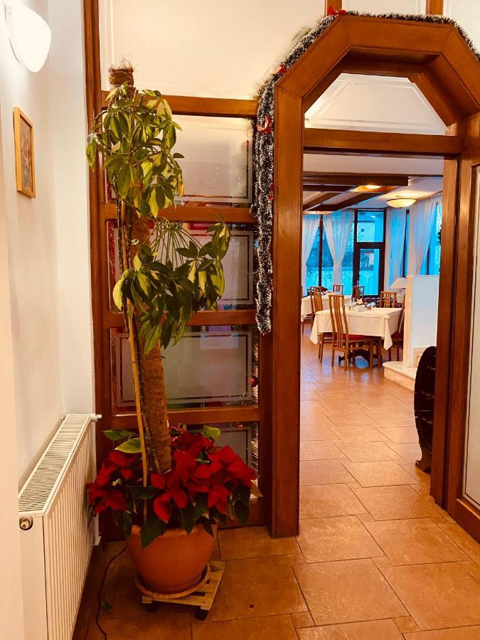 Casa Jasmine Hotel Brasov Exterior photo