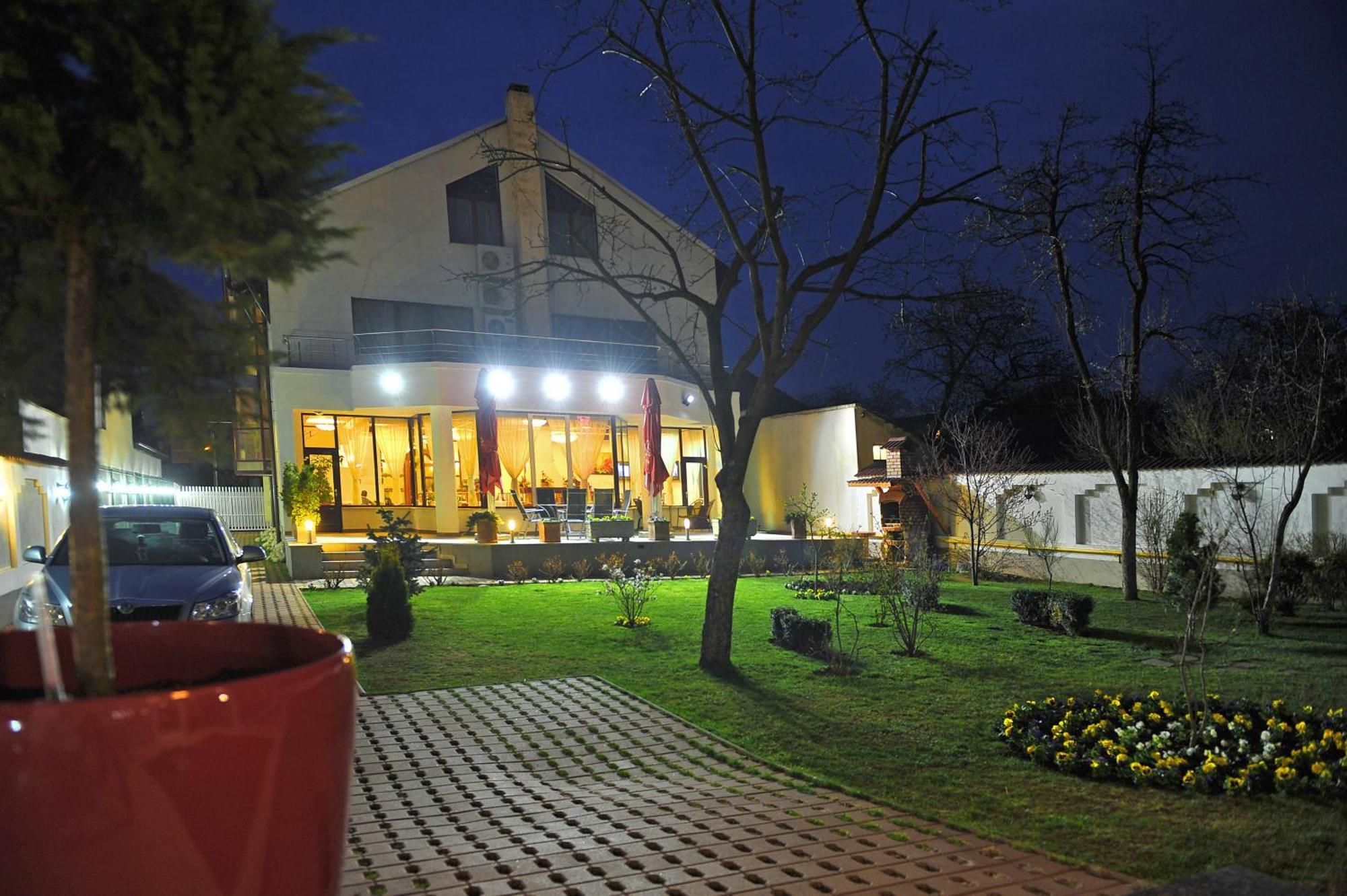 Casa Jasmine Hotel Brasov Exterior photo